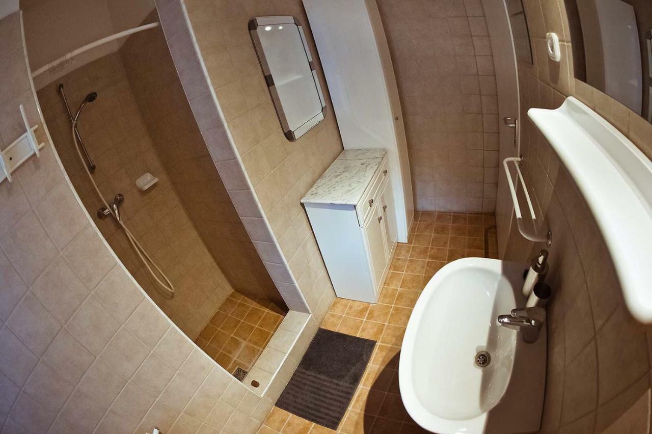 Koi Apartman Balatonalmadi Ngoại thất bức ảnh